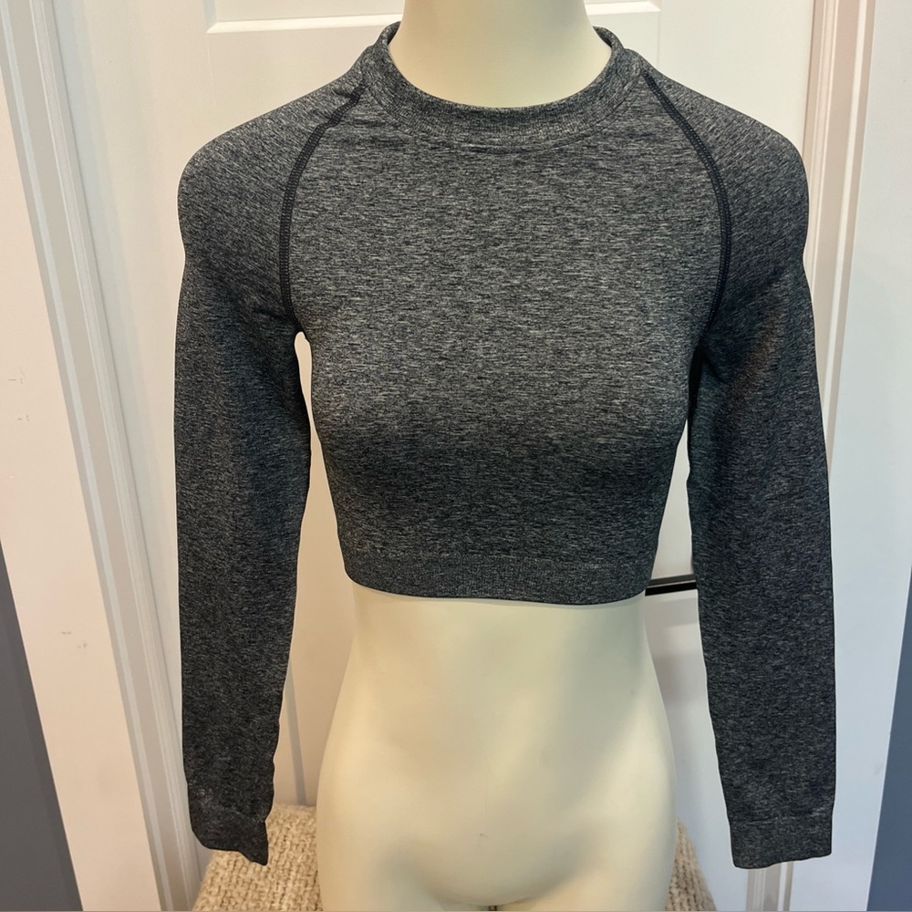 GYMSHARK Adapt Marl Seamless Long Sleeve Crop Top GLCT4116 Black Gray Size Small